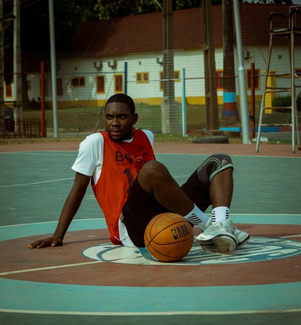 安东尼谈布伦森放弃1.13亿美元续约:绝不会这么做,根本赚不回来